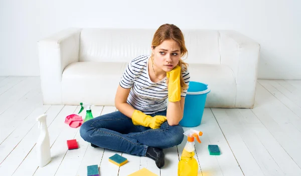 Housewife detergent housework fatigue lifestyle interior hygiene